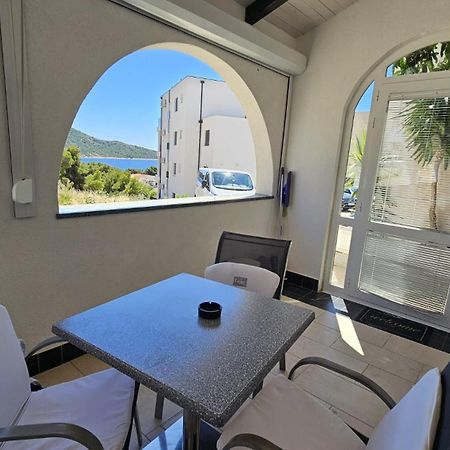 Apartment House Berry Primosten Luaran gambar