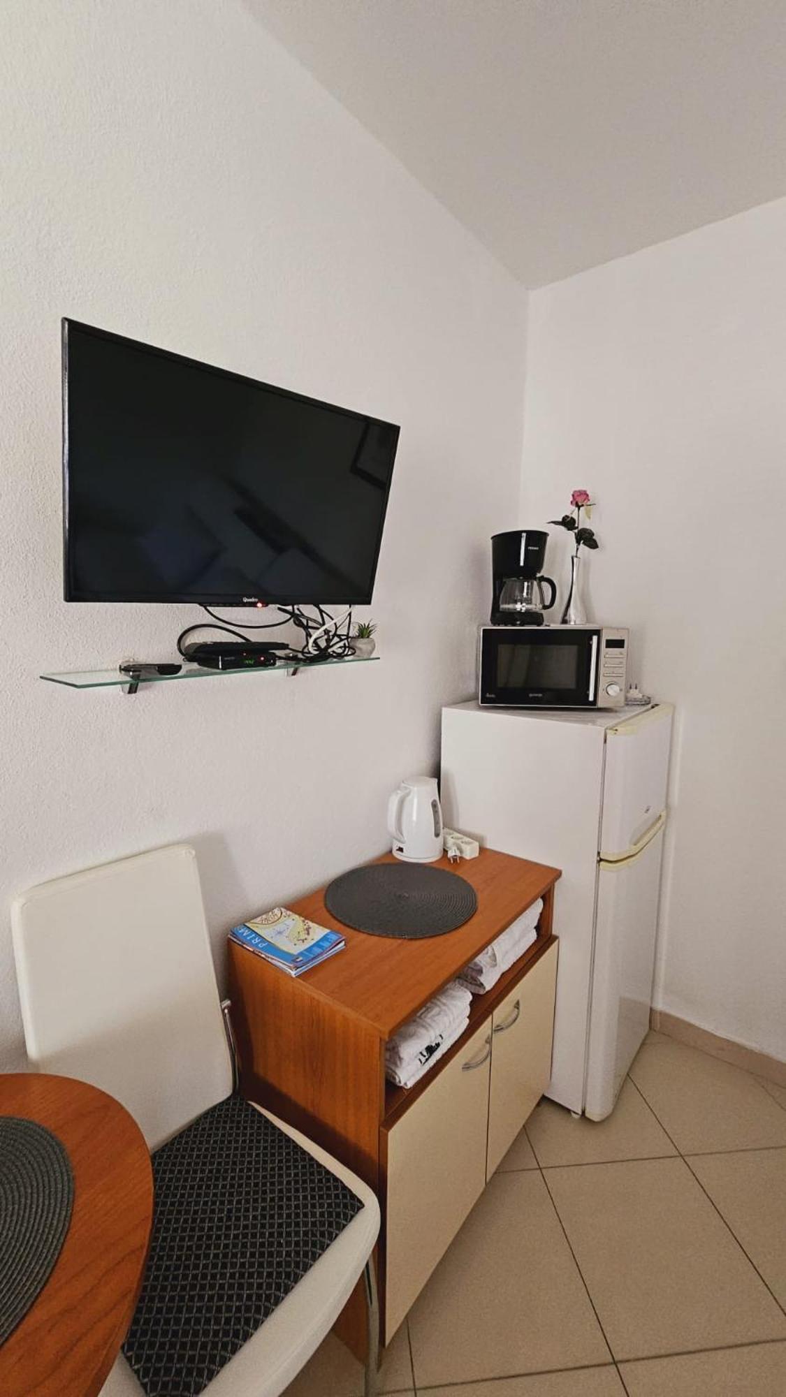 Apartment House Berry Primosten Luaran gambar