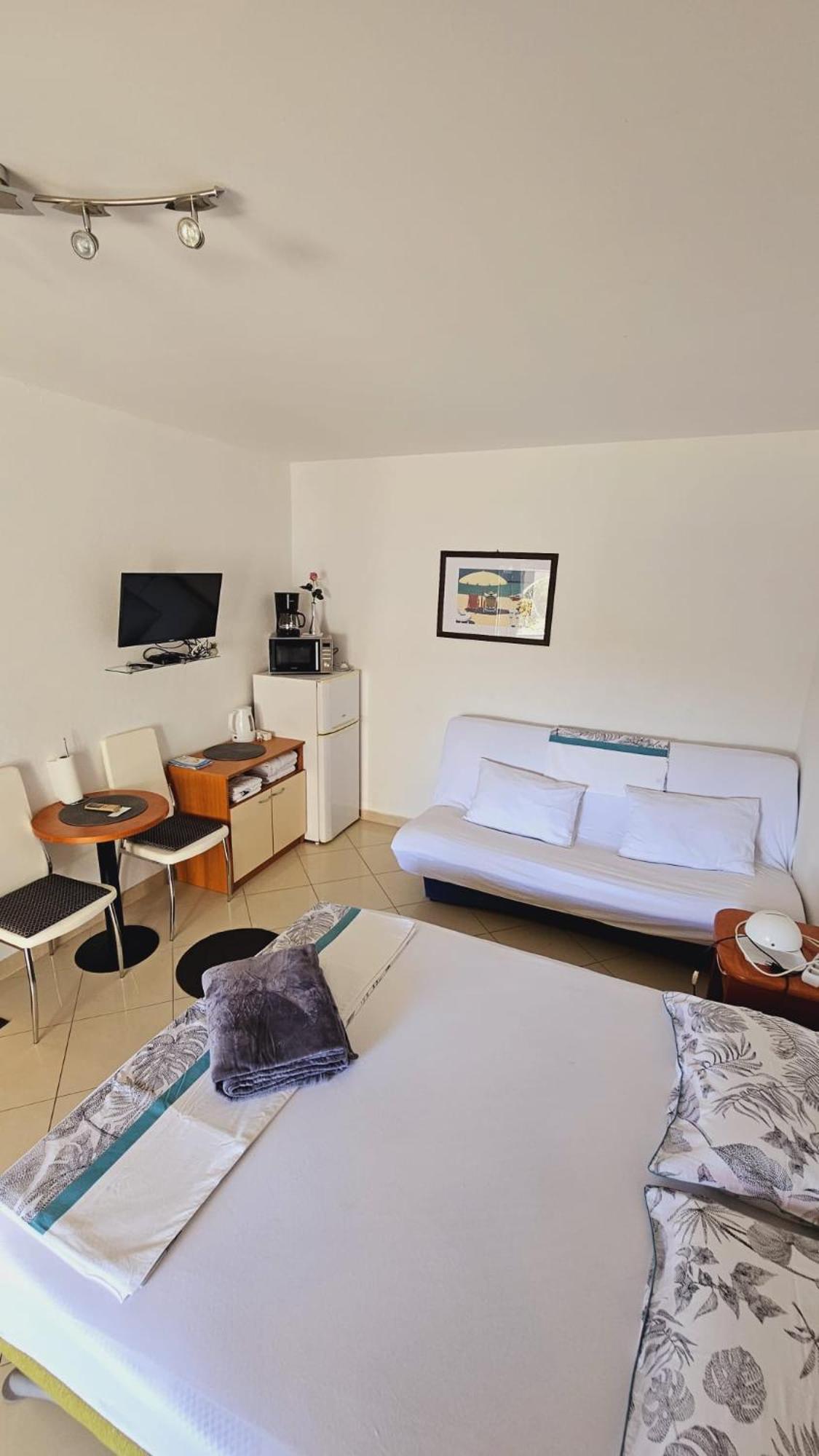 Apartment House Berry Primosten Luaran gambar