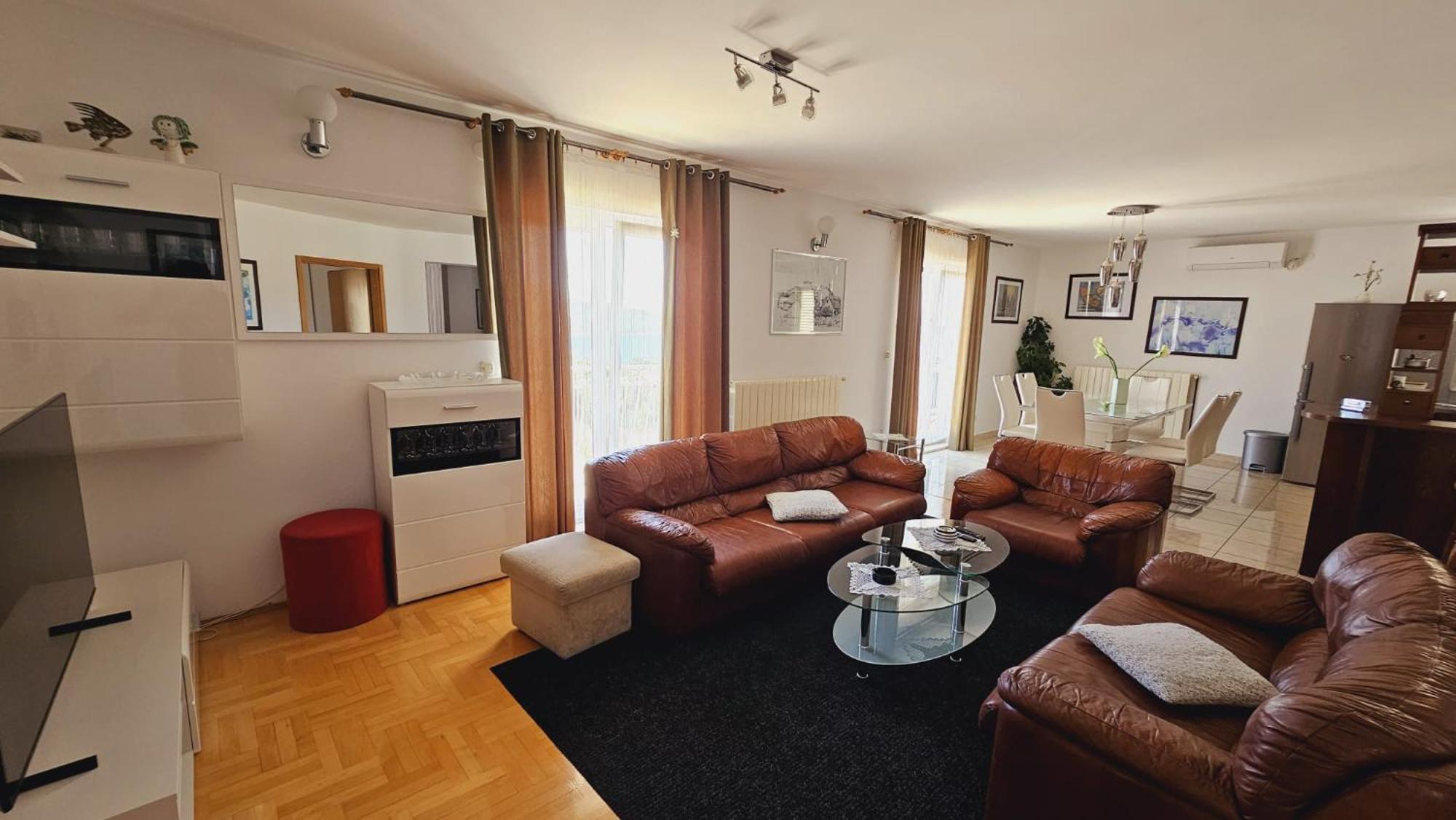 Apartment House Berry Primosten Luaran gambar