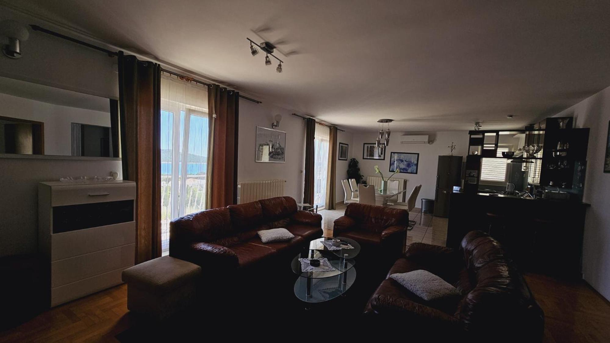 Apartment House Berry Primosten Luaran gambar