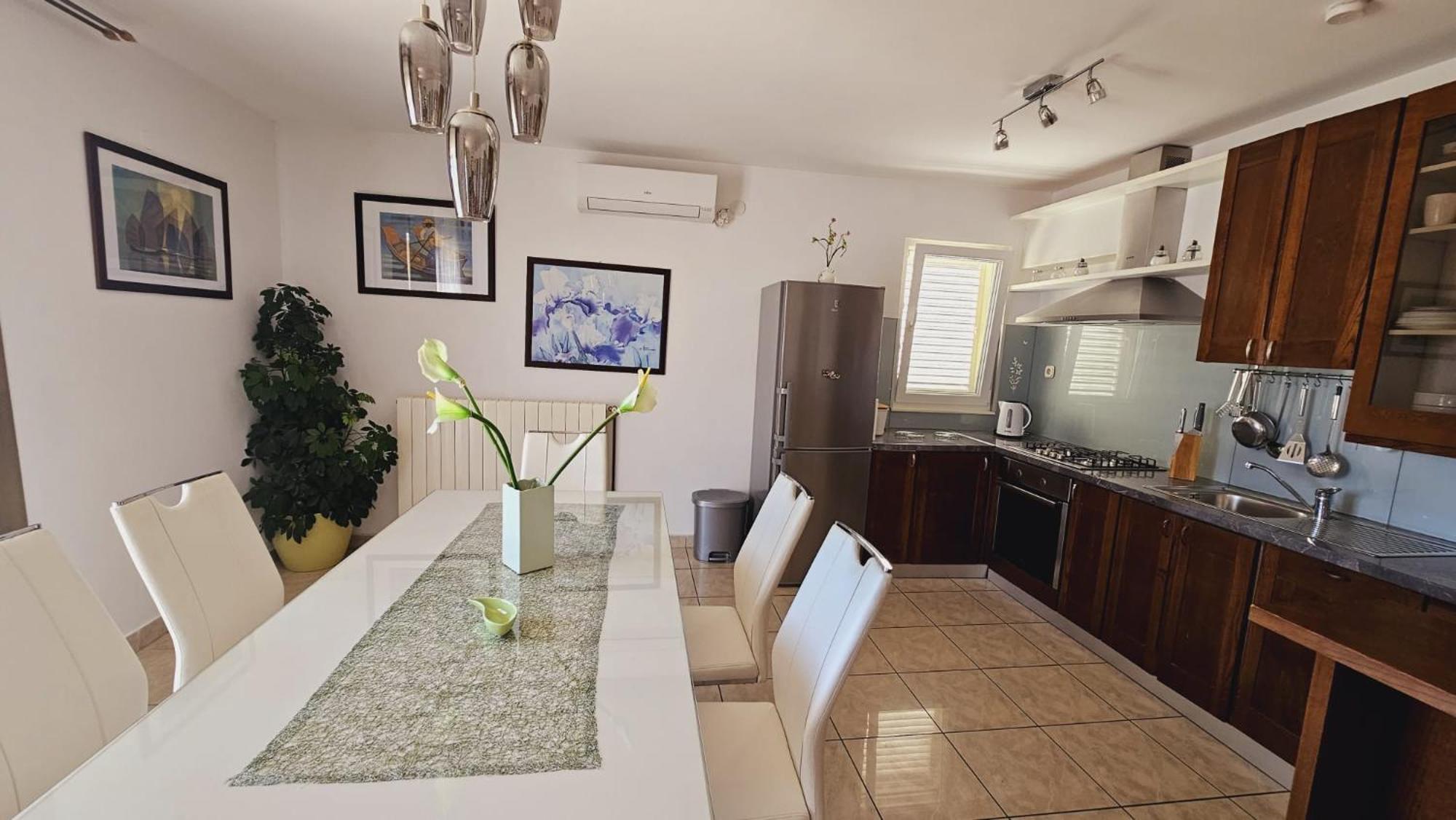 Apartment House Berry Primosten Luaran gambar